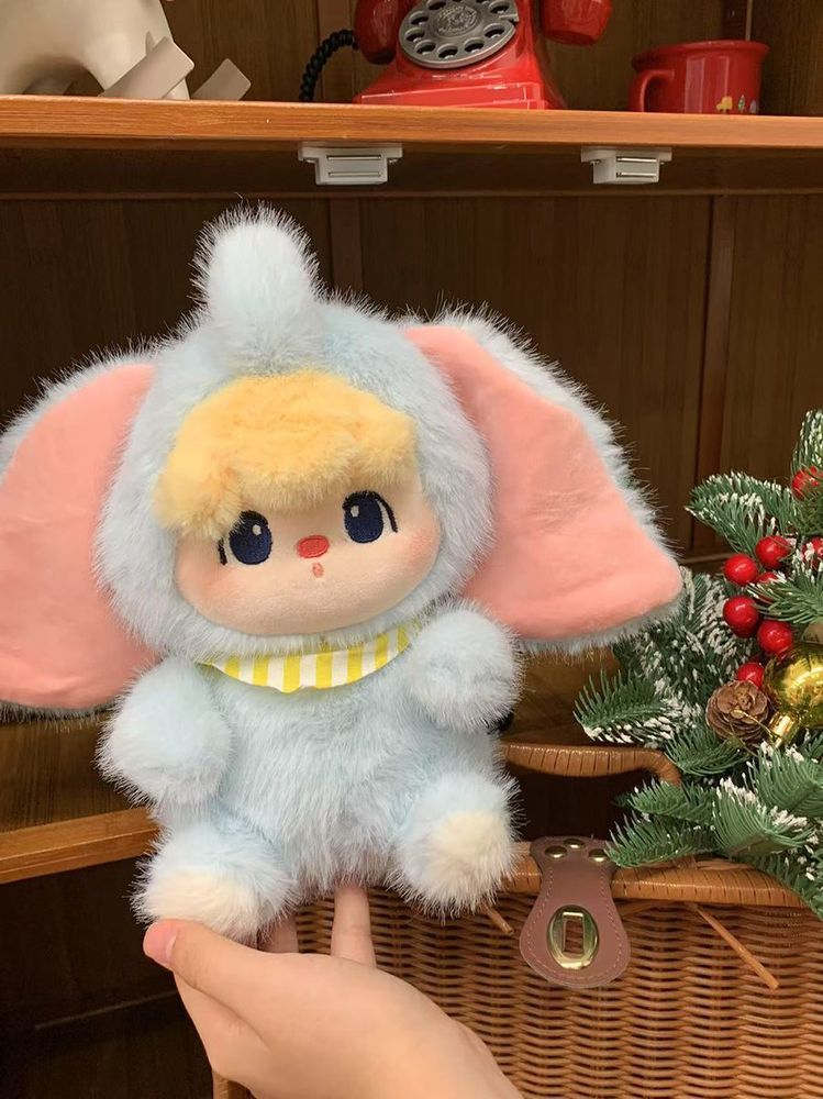 人偶头套合影